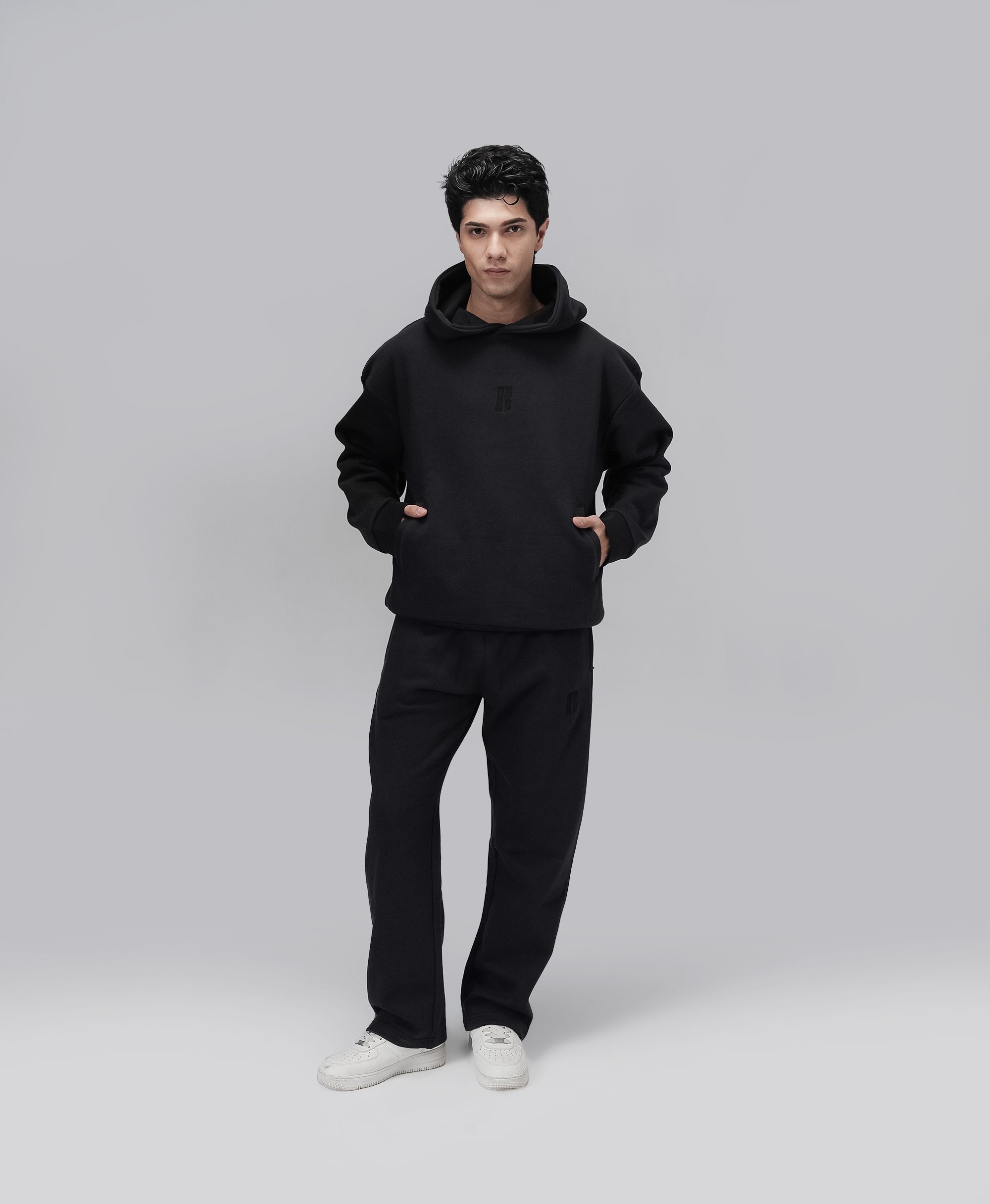 24.7 SweatPants - Just Black