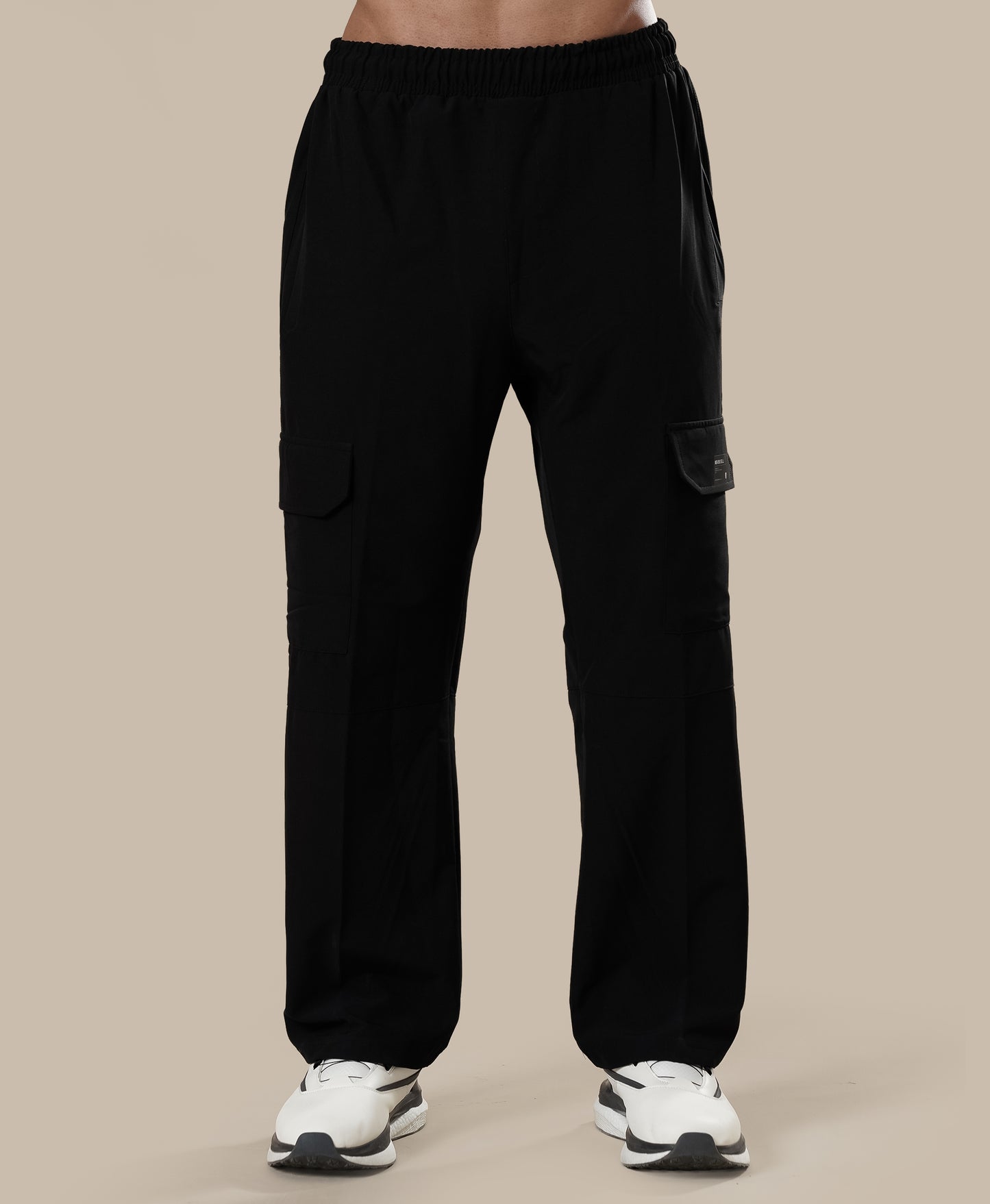 Engine Cargo Pants - Jet Black