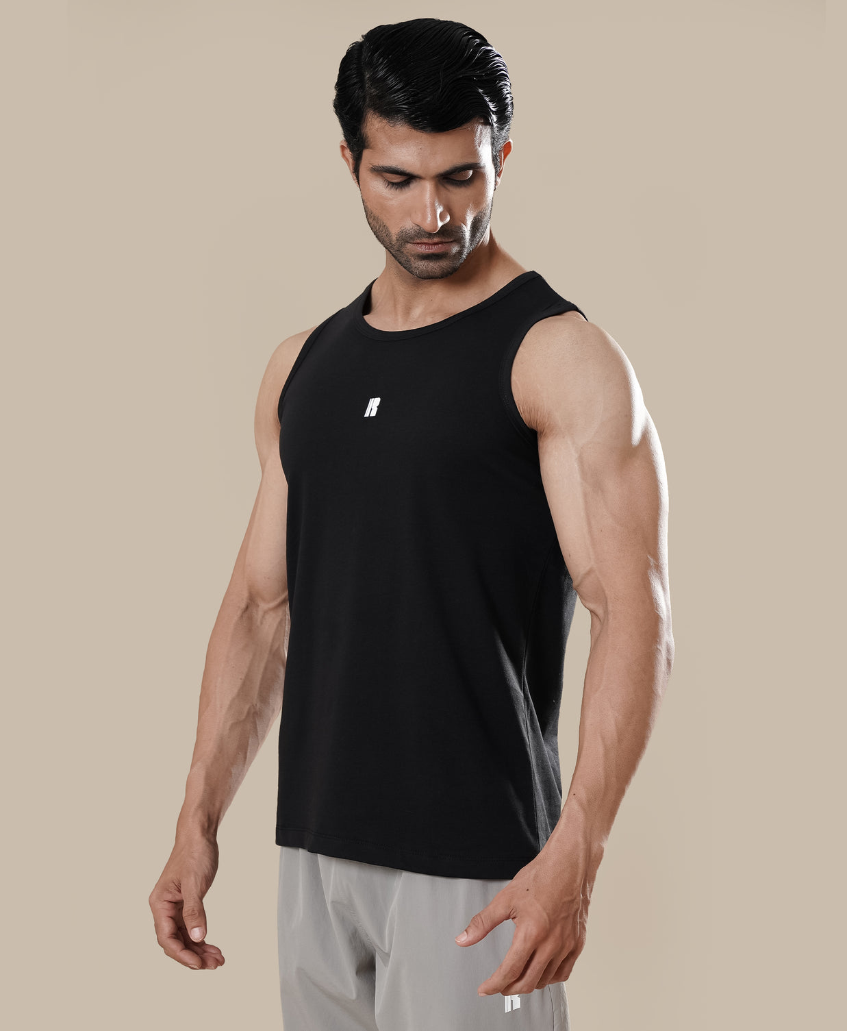 Essential Tank - Jet Black