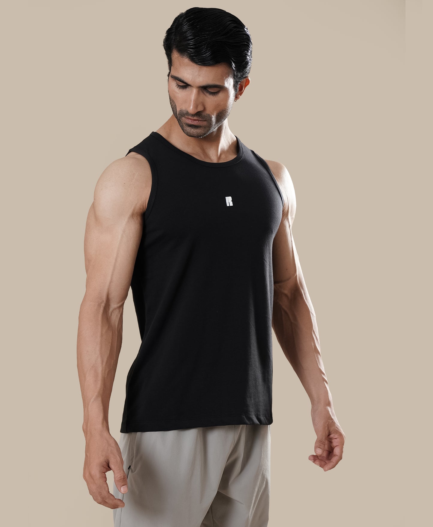 Essential Tank - Jet Black