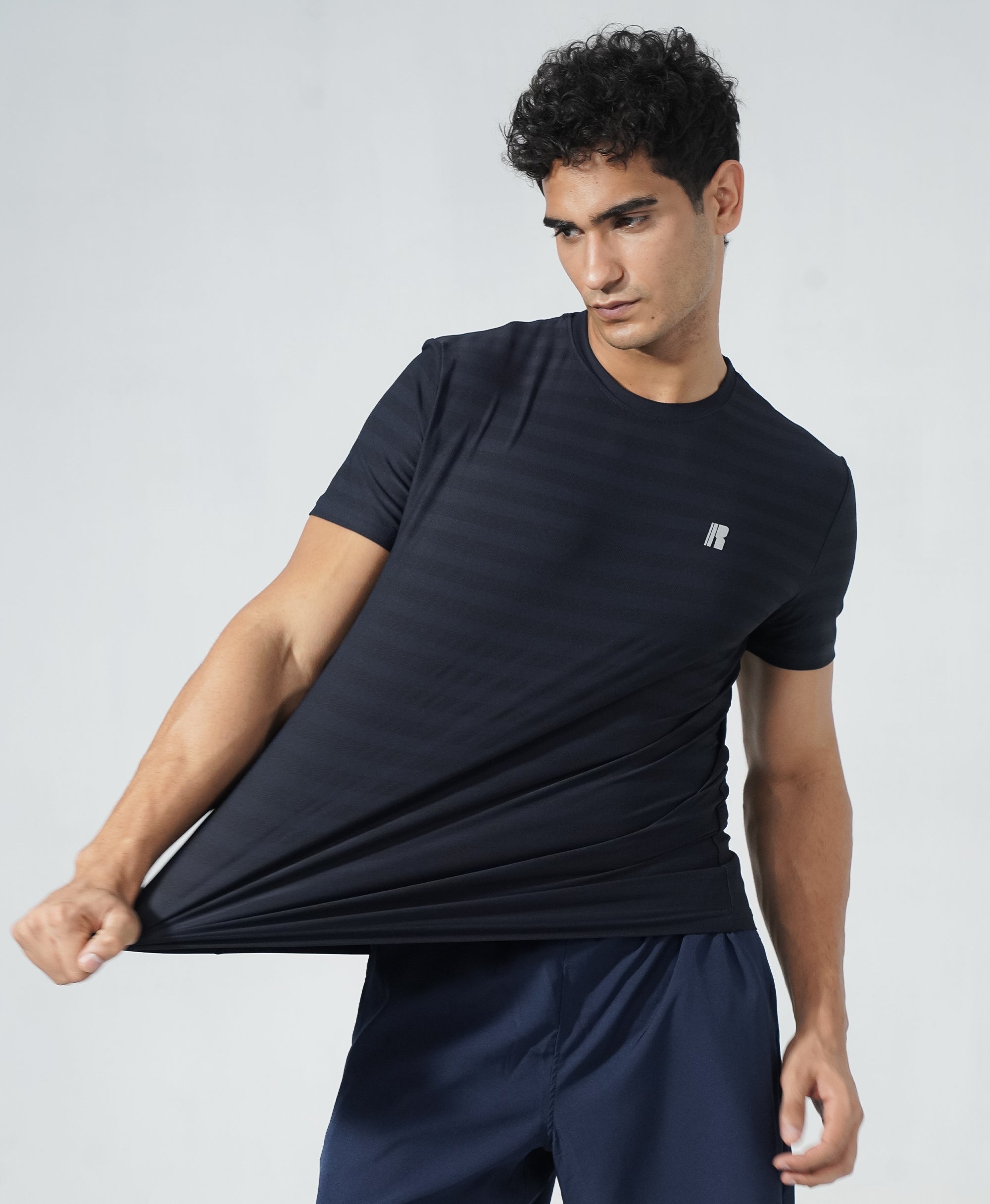 Windrunner Tee - Midnight Navy