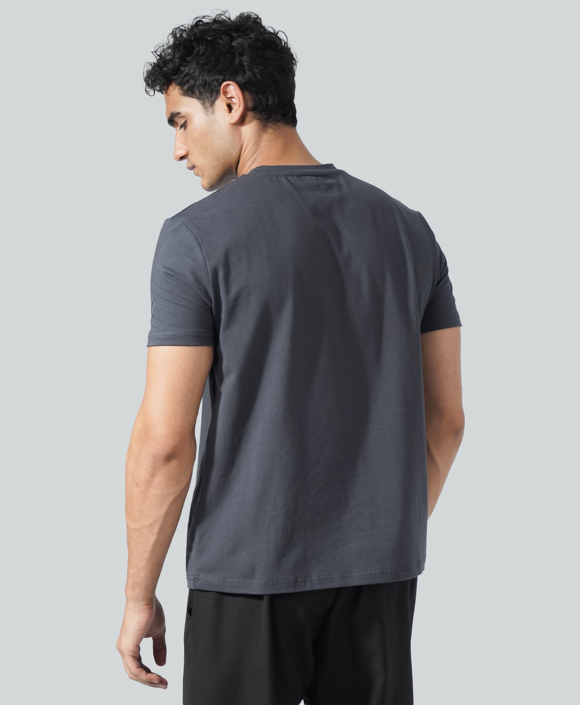 24.7 Tee - Anthracite