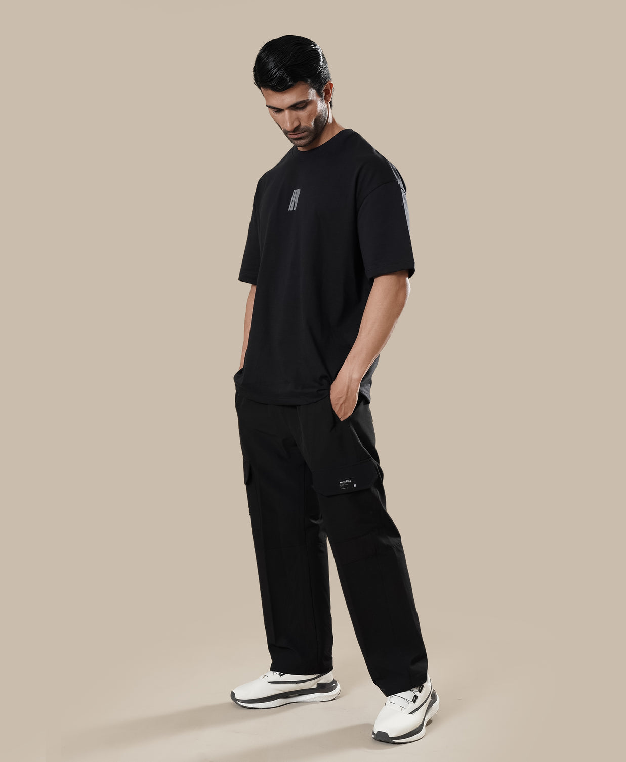 RAWAN Oversized Tee - Jet Black