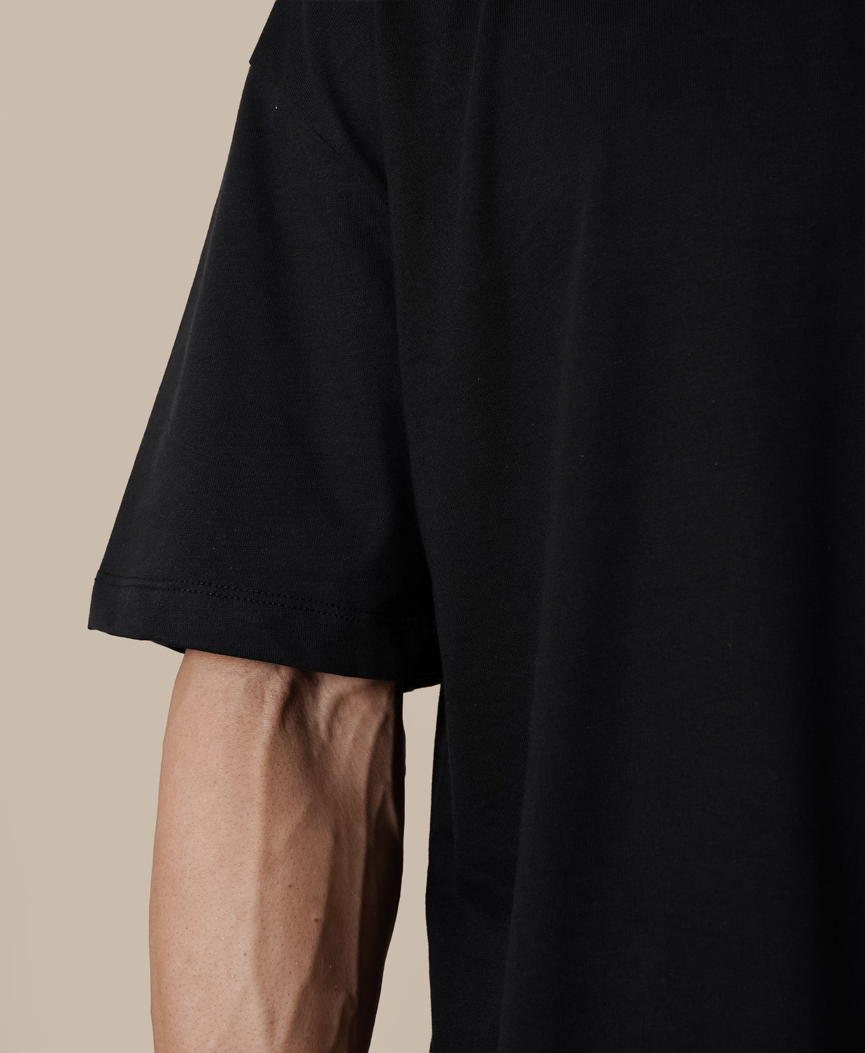 RAWAN Oversized Tee - Jet Black