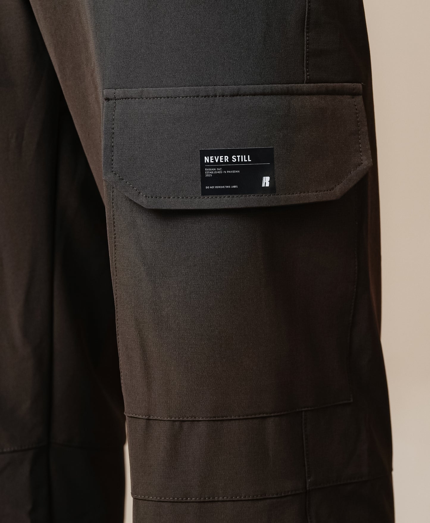 Engine Cargo Pants - Dark Olive