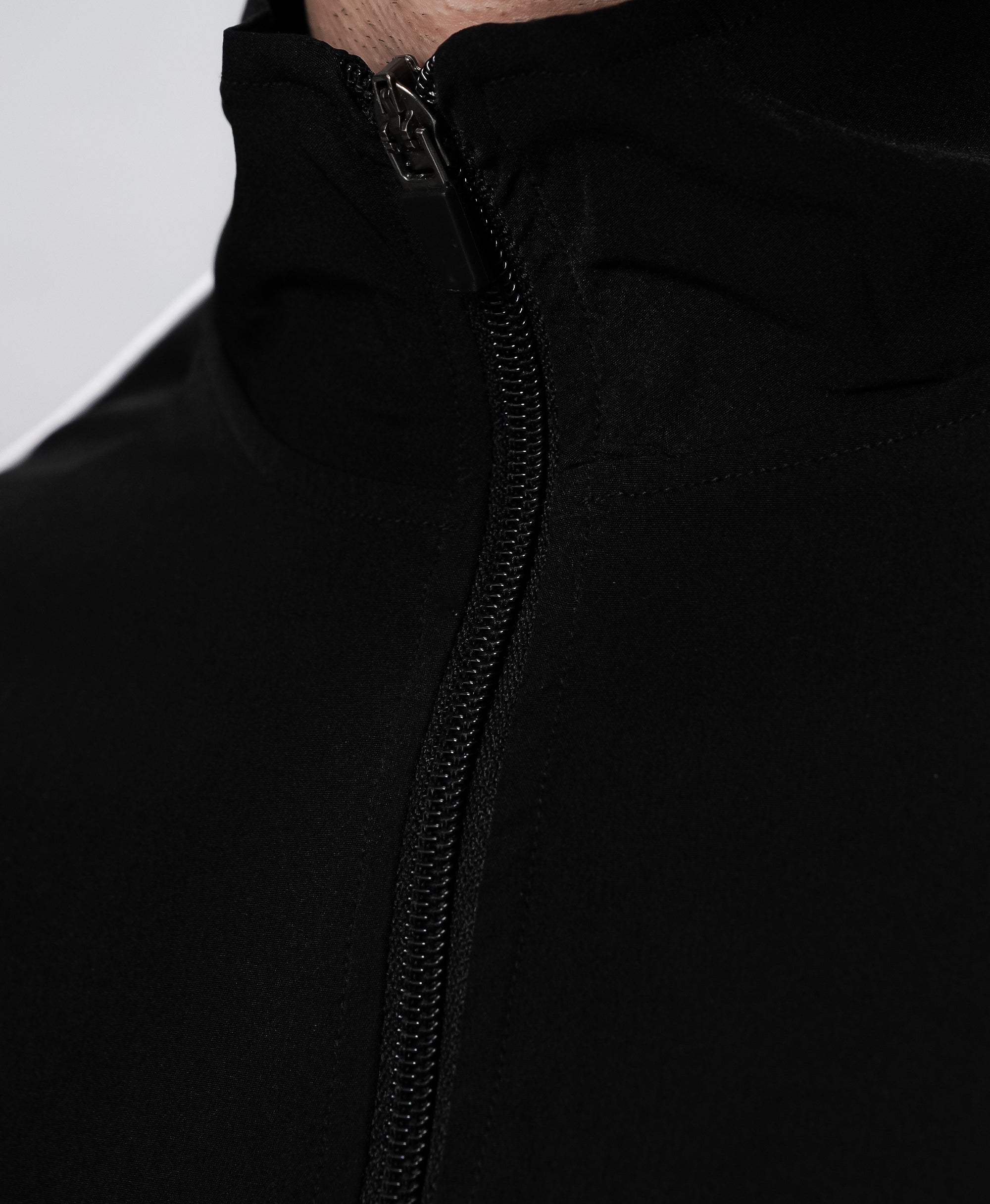 Drift Track Jacket - Just Black