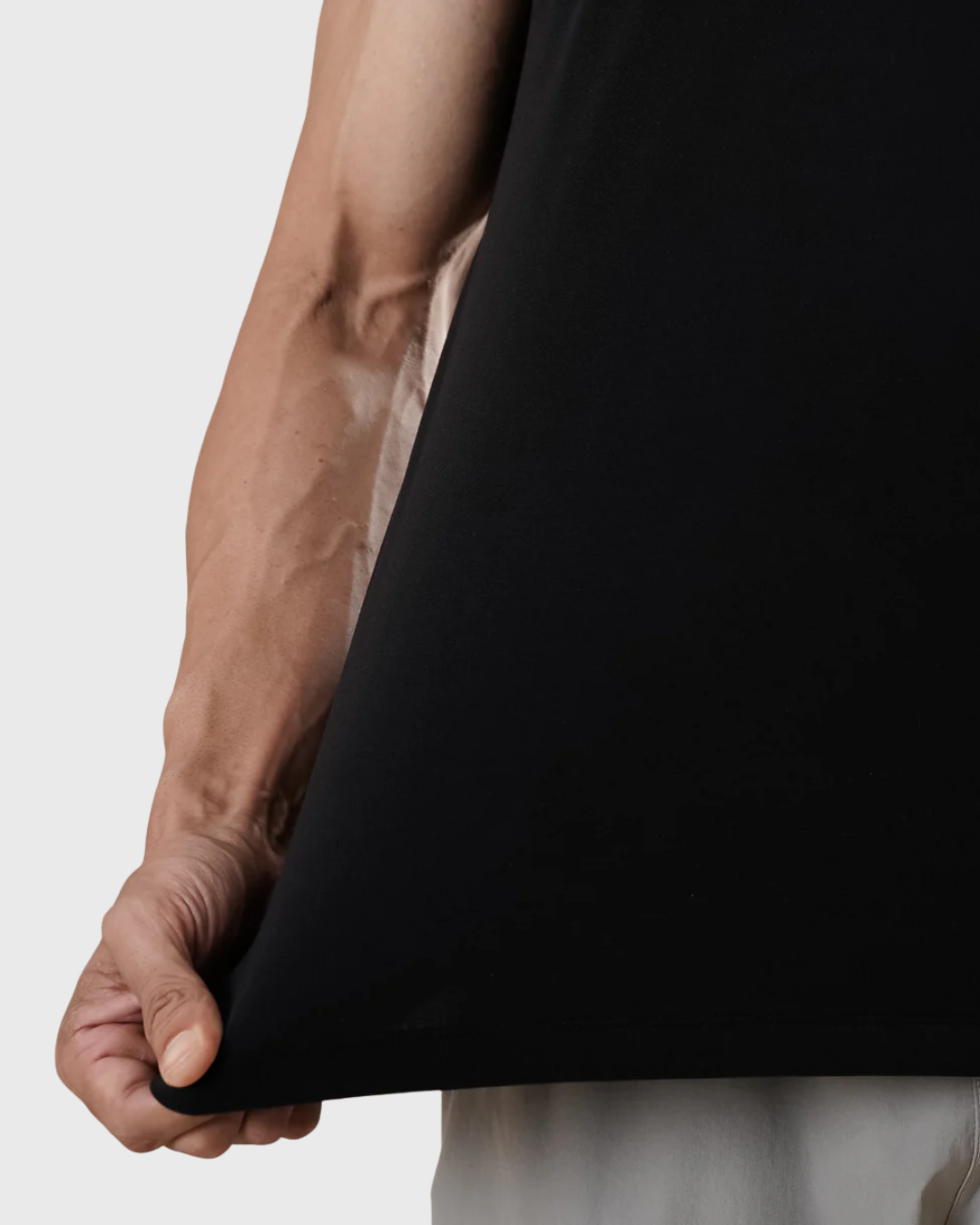 Essential Tank - Jet Black