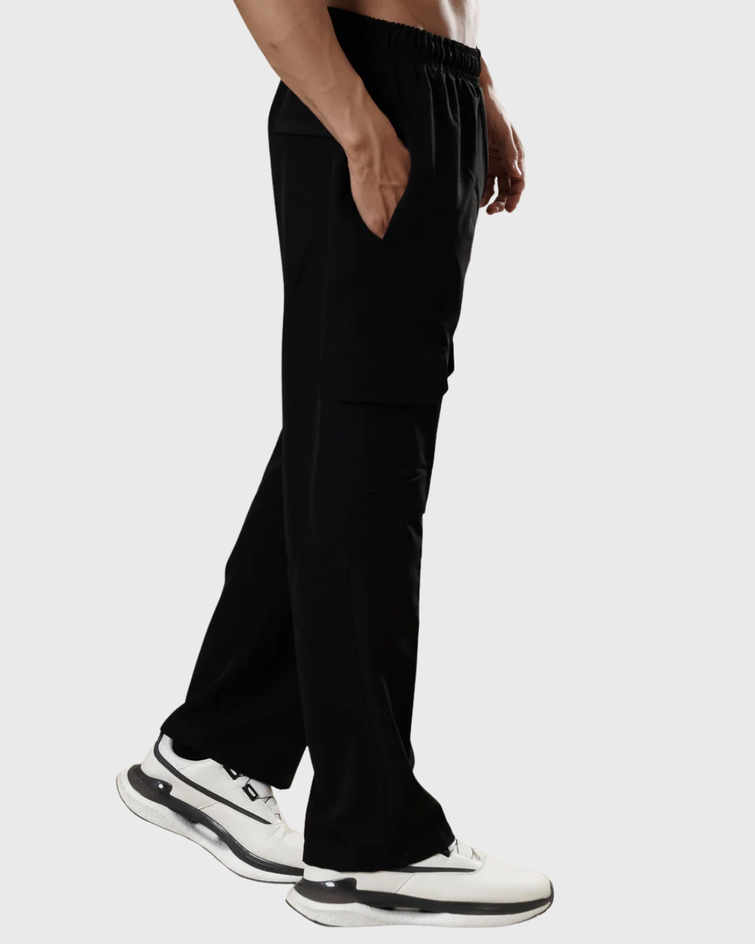 Engine Cargo Pants - Jet Black