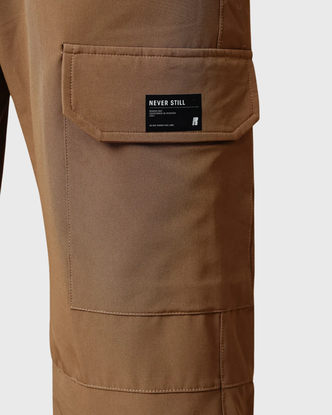 Engine Cargo Pants - Camel