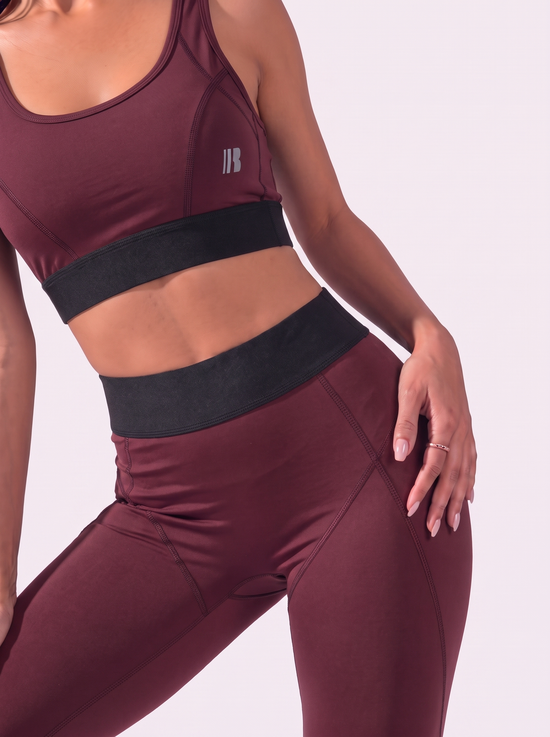 Outline Bra - Burgundy / Deep Burgundy