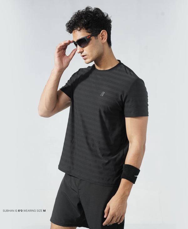 Windrunner Tee - True Black