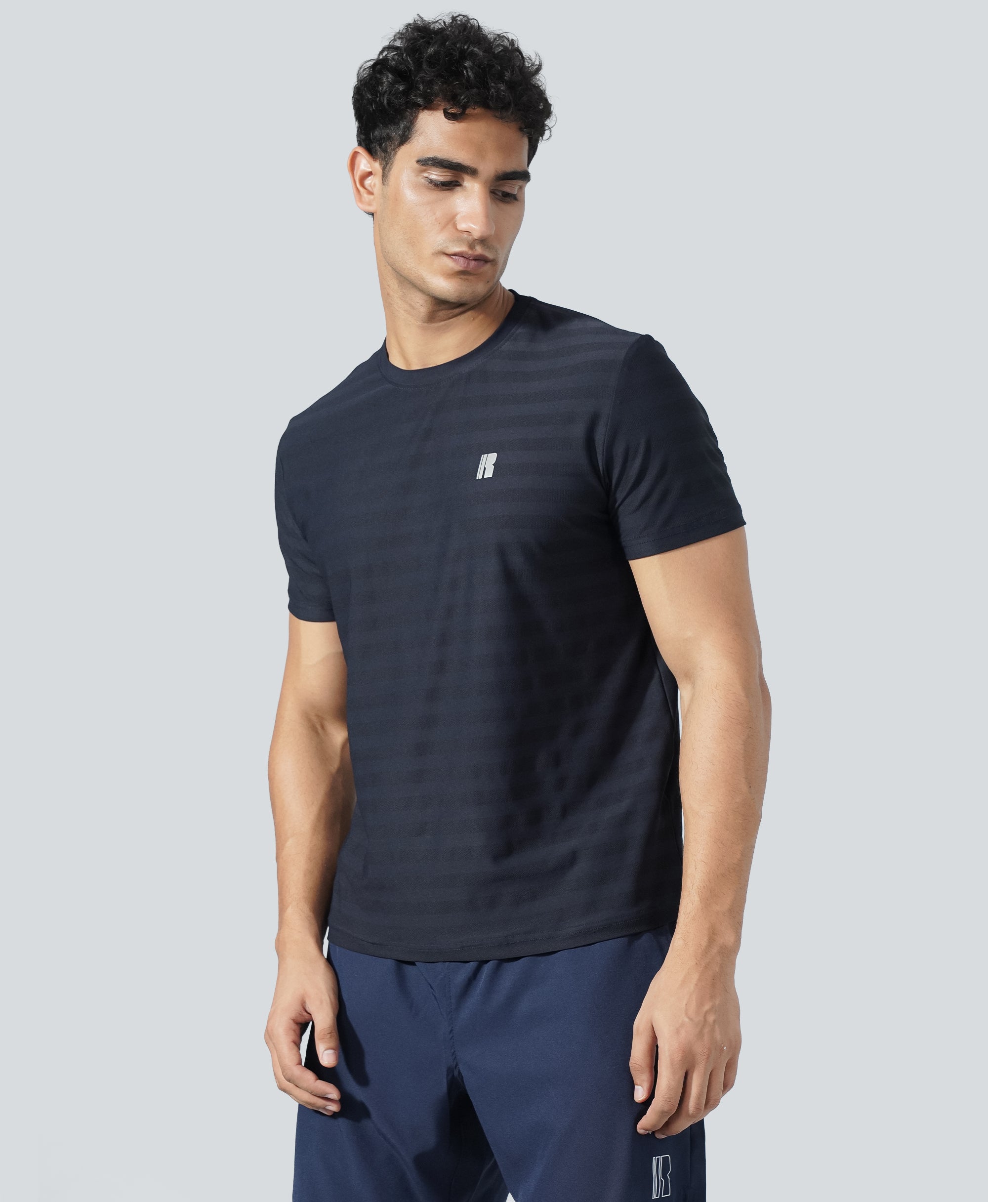 Windrunner Tee - Midnight Navy