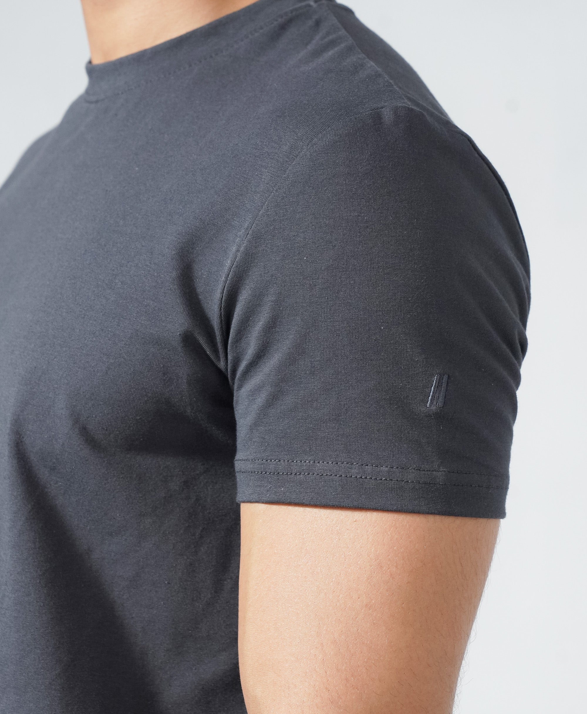 24.7 Tee - Anthracite