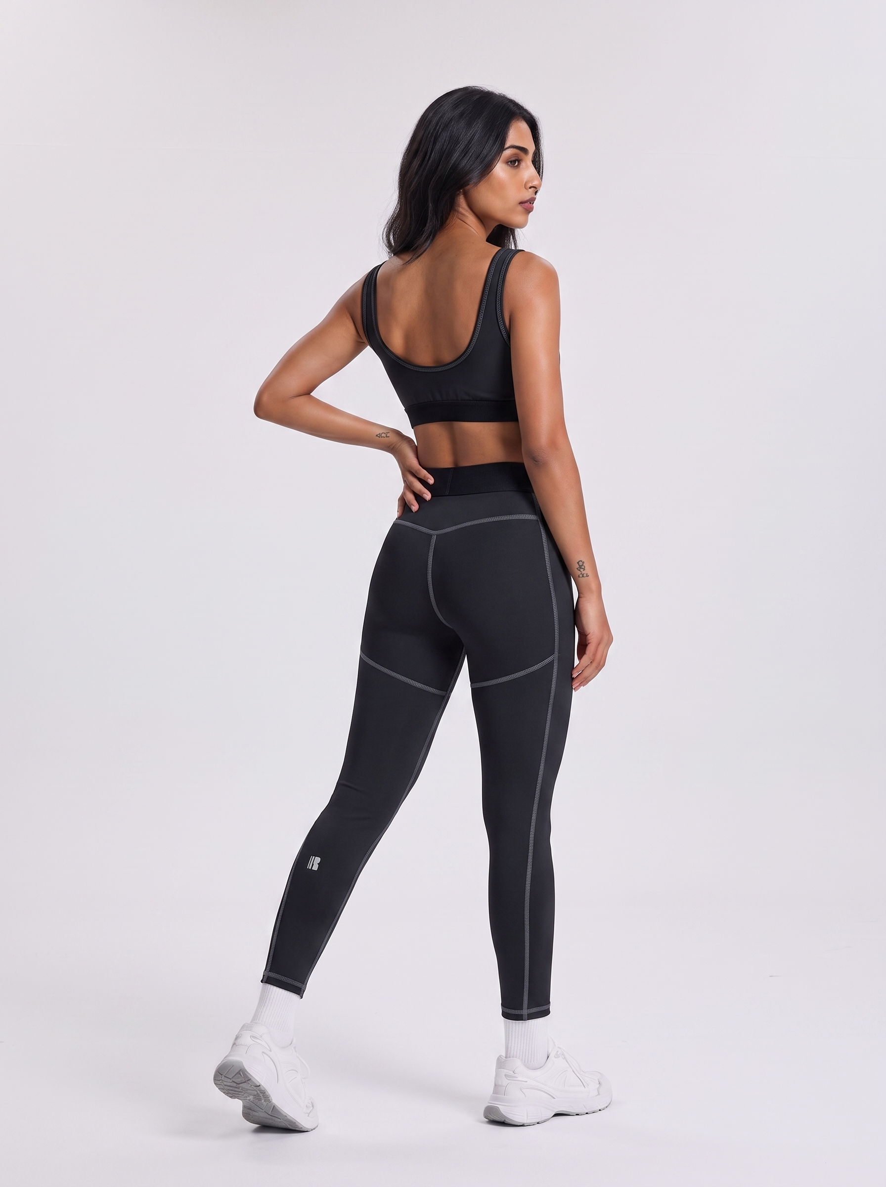 Outline Bra - Jet Black / Anthracite