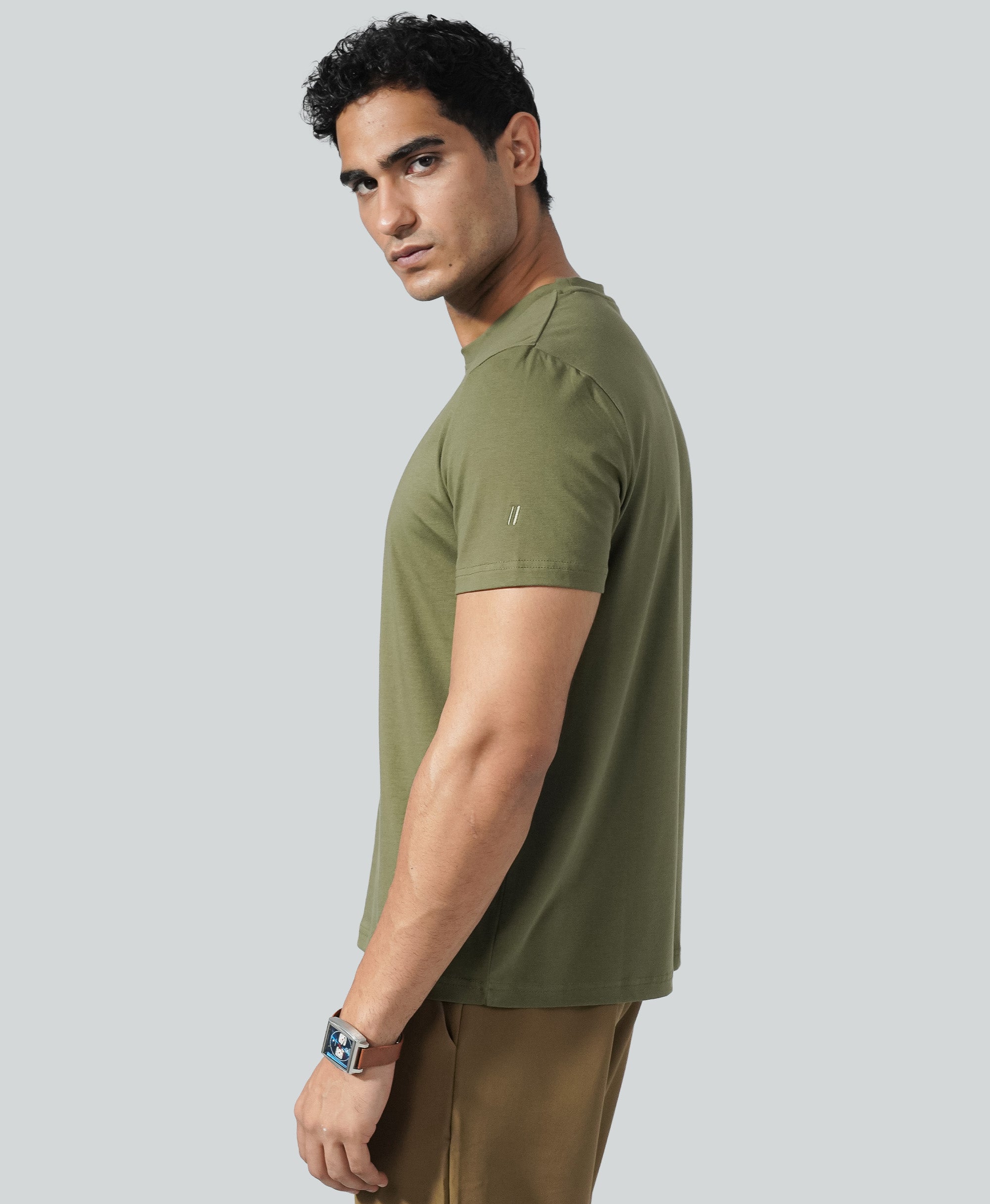 24.7 Tee - Pure Olive