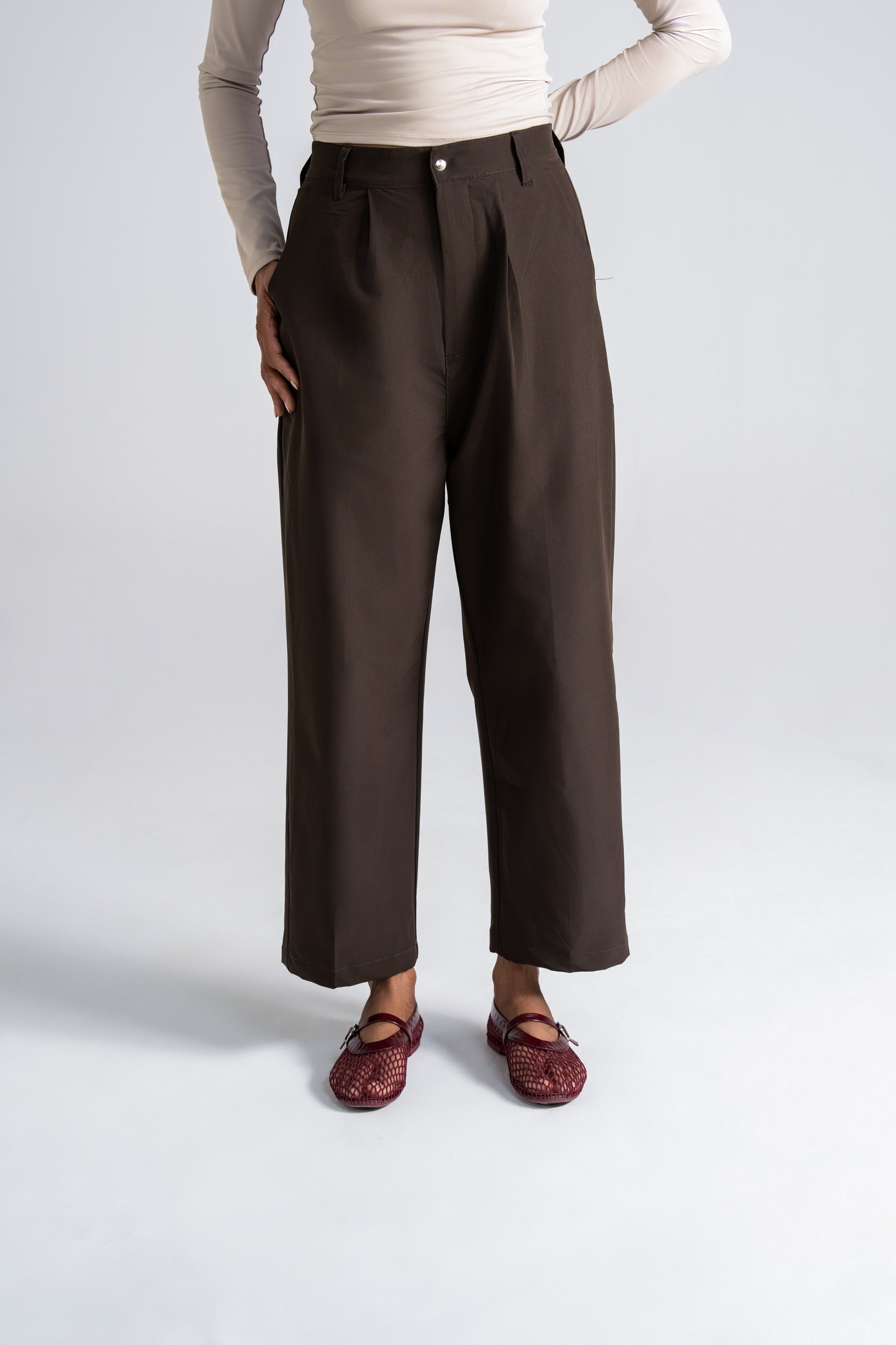Studio Pleated Pant - Mocha Brown