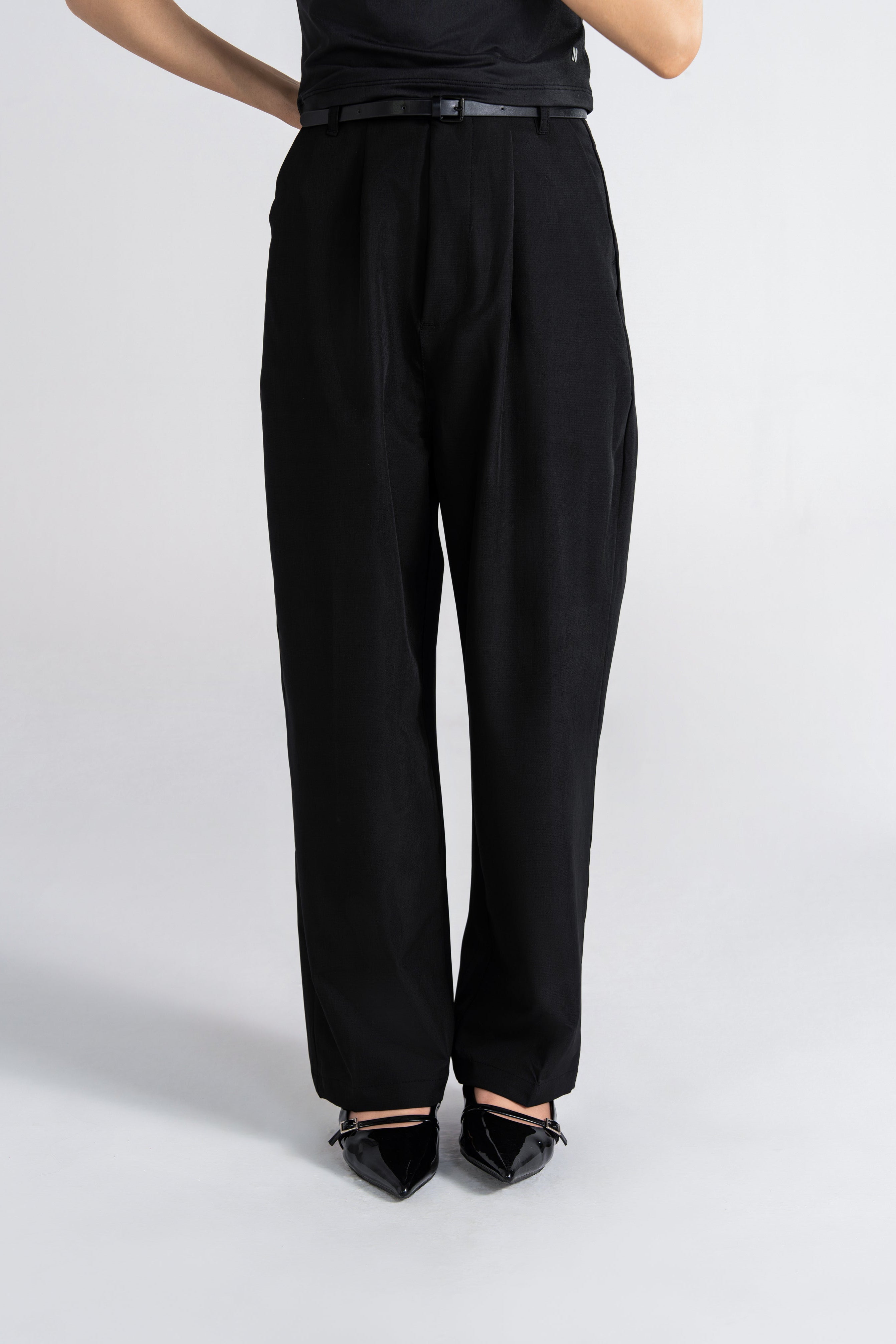 Studio Pleated Pant - Jet Black