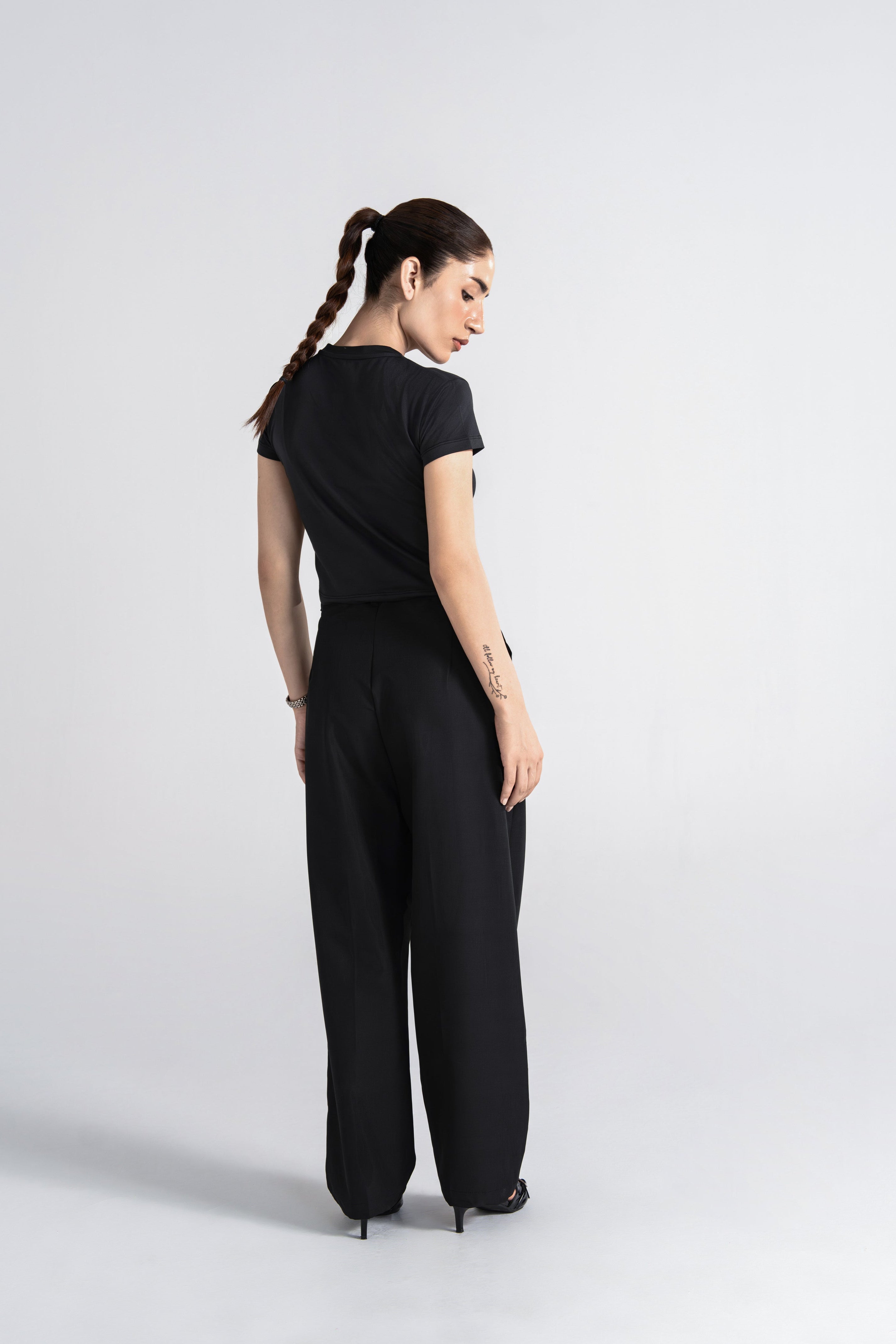 Bodyline Short Sleeve Tee - Jet Black