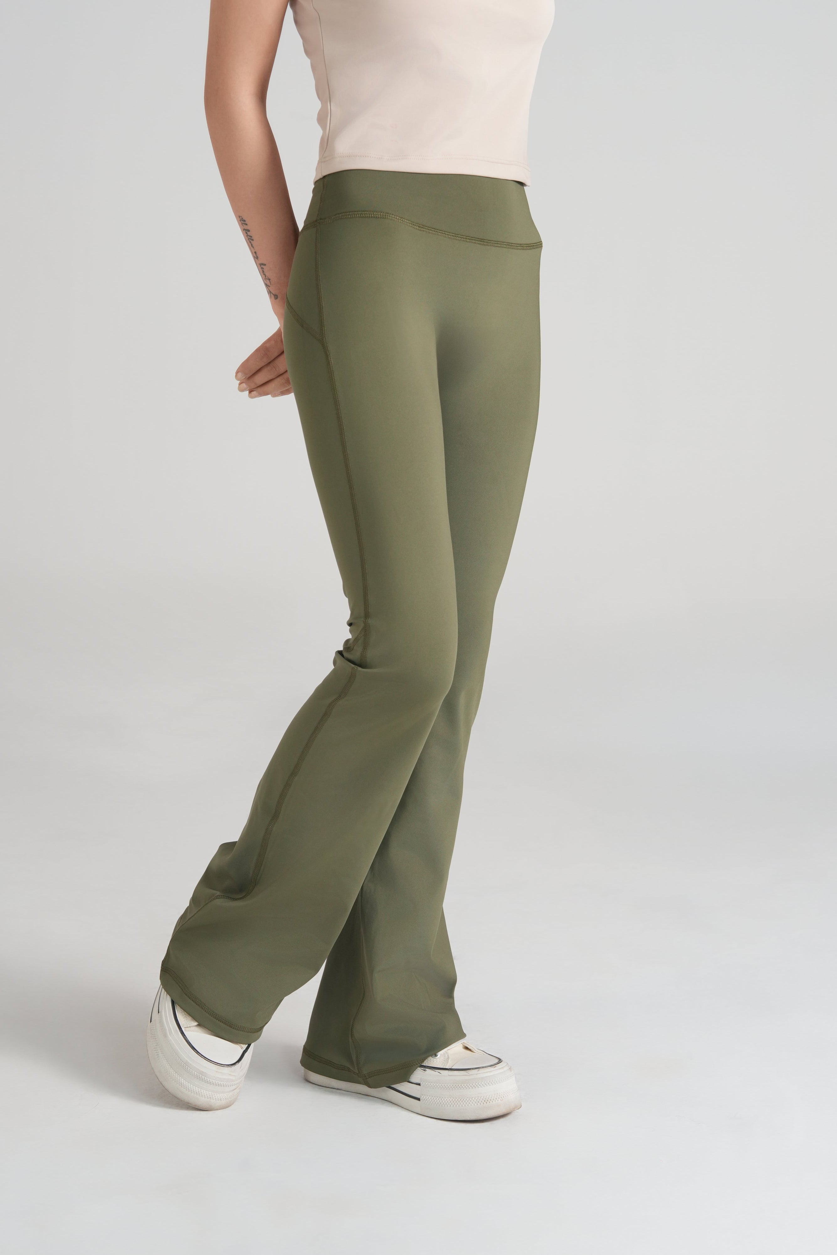 Soft Sculpt Flare Legging - Deep Olive