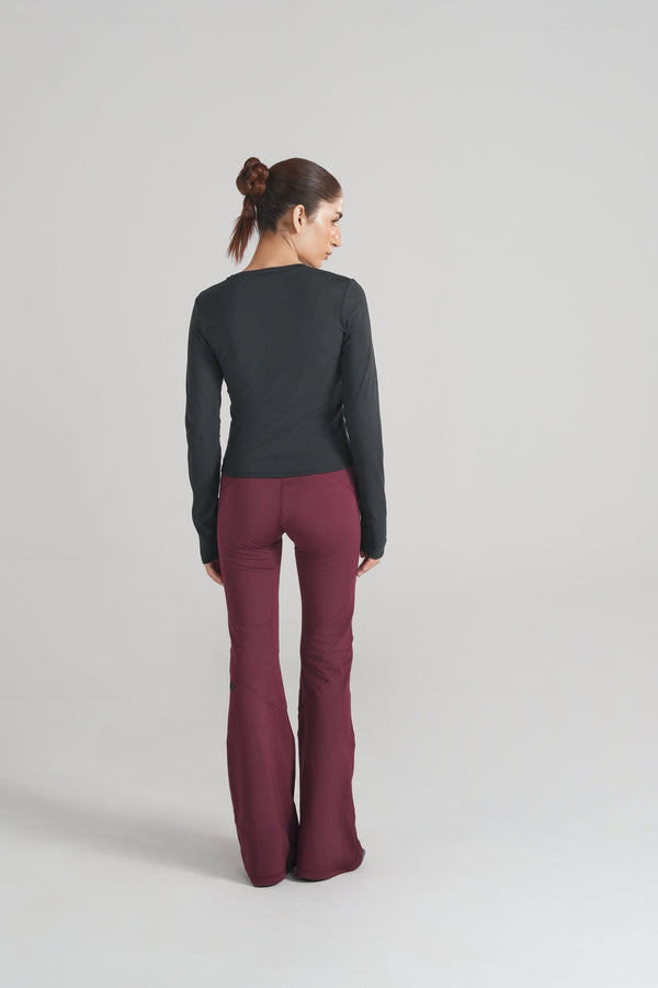 Bodyline Long Sleeve Tee - Jet Black