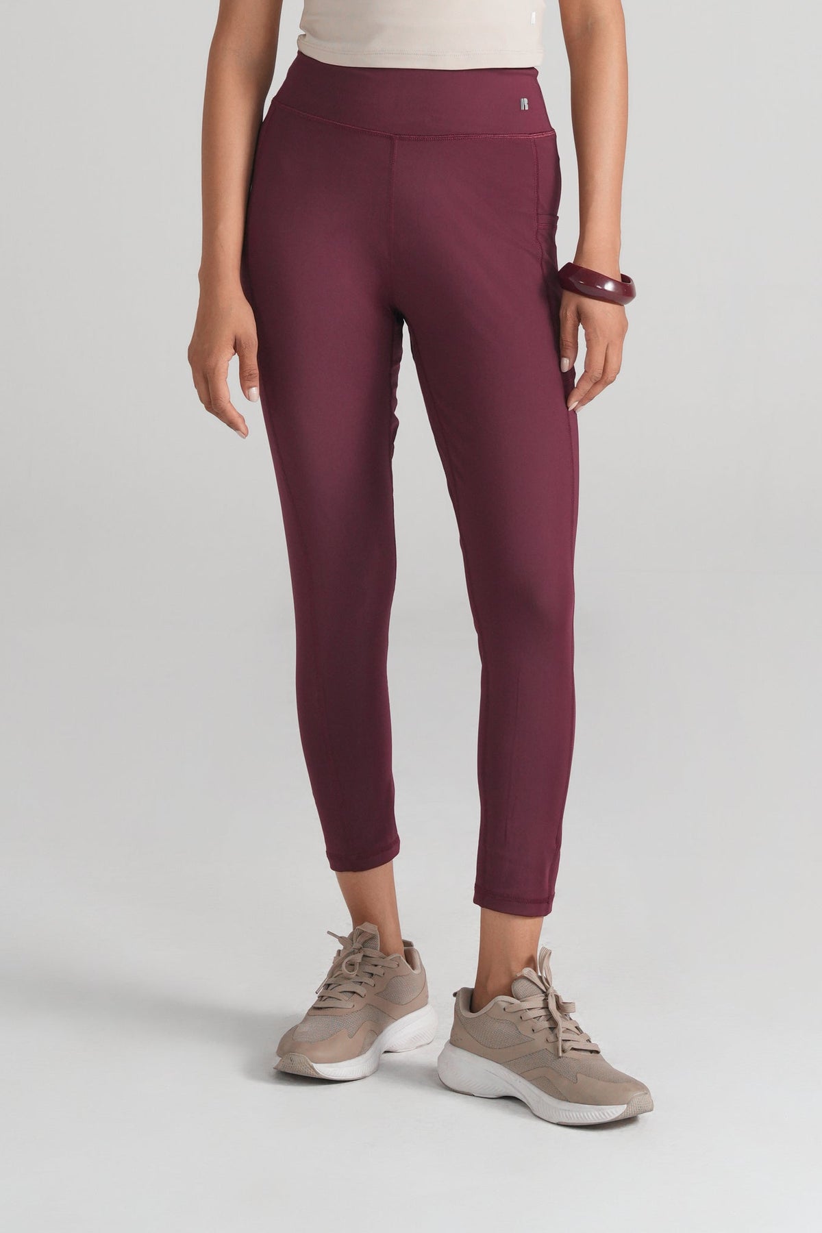 Form Legging - Burgundy