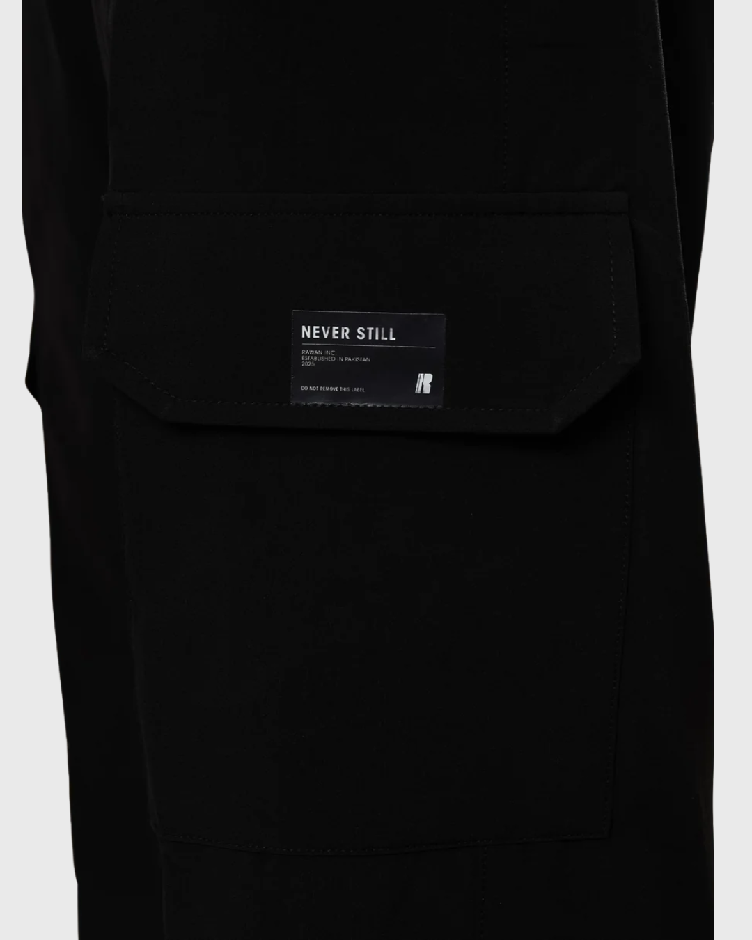 Engine Cargo Pants - Jet Black