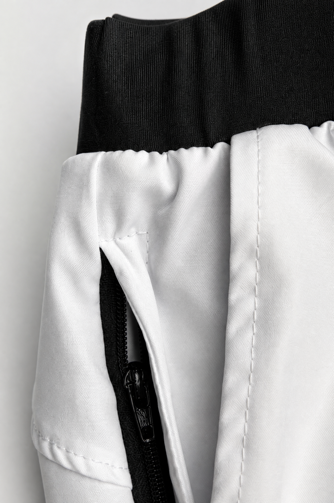 Mercurial Shorts - Polar White